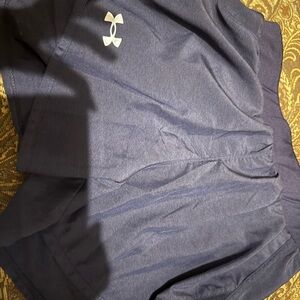 Under Armour Shorts size women's Xs dry fit